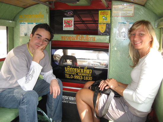 shoppingtour im pick-up taxi mit dem unausprechlichem namen