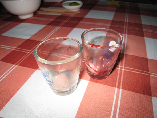 links galle, rechts herz. na dann: prosit!