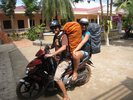 und so sind wir dann umgezogen - fuer unser hab und gut reicht ein mofa