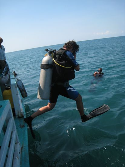 und endlich konnte ich so mal ein bild von chris machen - sonst sind wir immer beide mit anziehen etc. beschaeftigt.