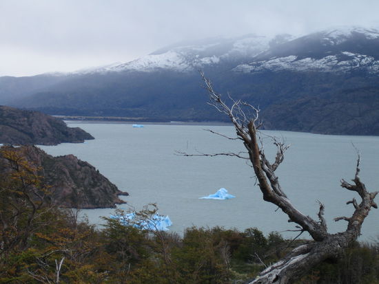 da schwammen die kleinen berge aus tausende von jahren altem eis