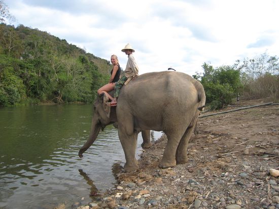 gleich gehts los doch erst wird getrunken!