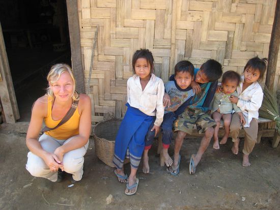 wir wurden bestaunt und alle kinder kamen neugierig rausgerannt