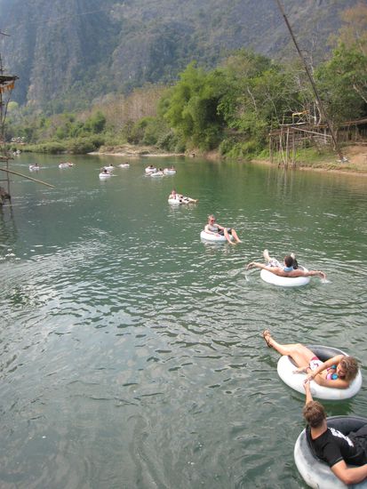 so locker-laessig kann man in laos abhaengen