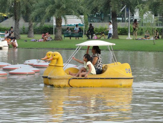 Im angrenzenden Park... alle meine Entchen