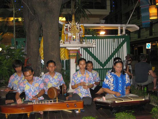 Essen mit musikalischer Untermahlung