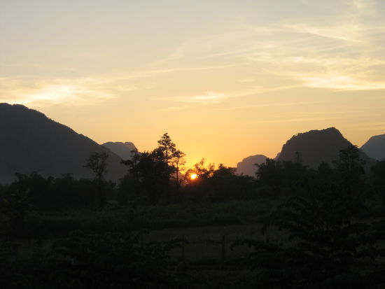 Sonnenuntergang von unserer Terrasse aus