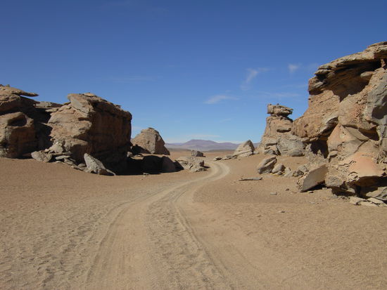 Sandwueste suedlich de Salar