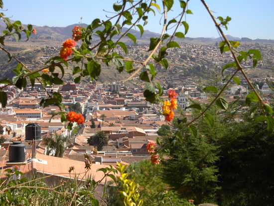 ueber deb Daechern von Sucre- mein Fruehstuecksblick!