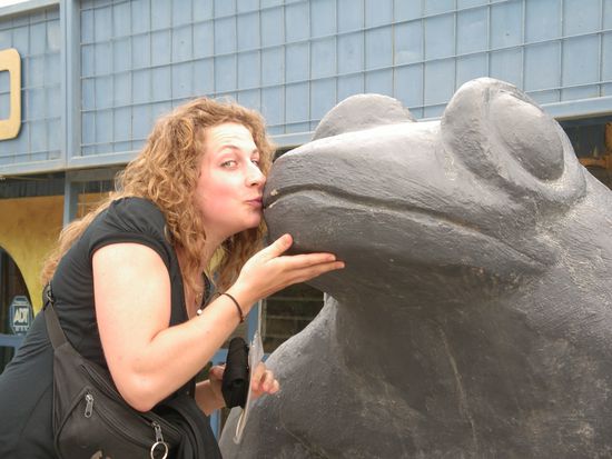 Klar... Man kuesst ihn !