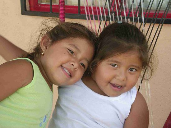 Raquel (li) und Genesis (re)! *joeoeoe*