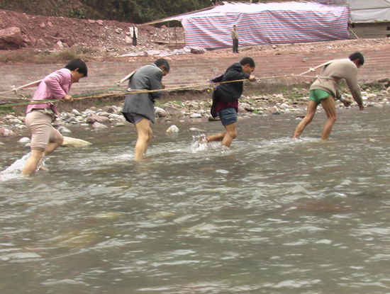 auf dem Shenglong-Bach