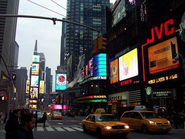 Times Square in der Dämmerung