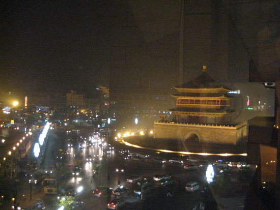 nächtlicher Blick auf den Bell Tower