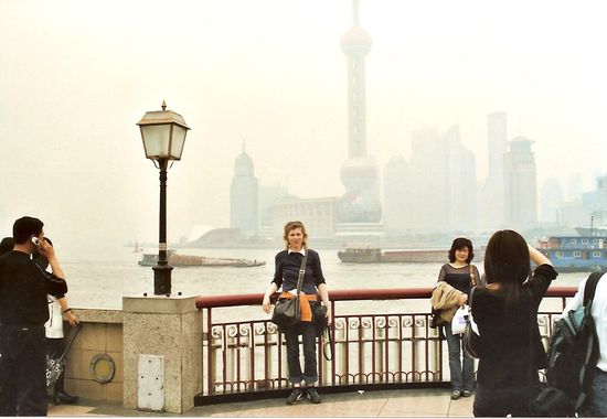 Könnt ihr was sehen auf der anderen Seite, das was alle immer zu fotografieren? Von wegen Nebel...
