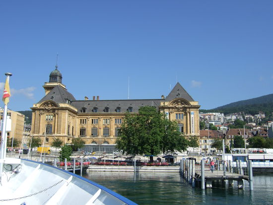 Anker lichten und *winke, winke* Neuchâtel