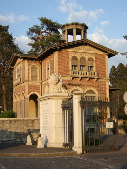 Eingang zum "Parc La Grange"