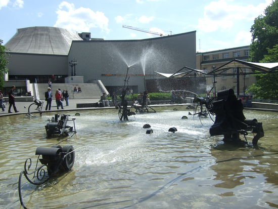 Tinguely-Brunnen/Fastnachtsbrunnen