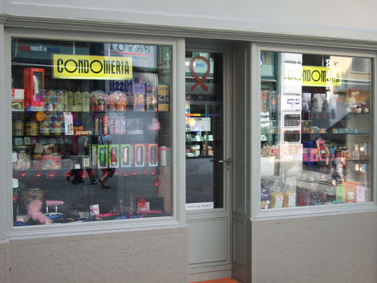 Hier gibts Kondome und alles, was man sonst noch braucht...
