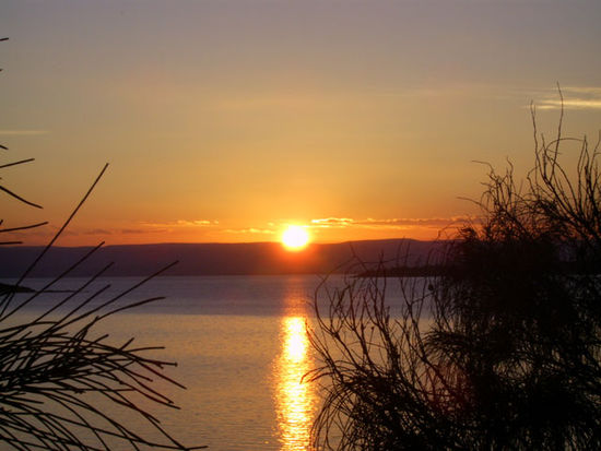 Ein malerischer Sonnenuntergang bei Coles Bay