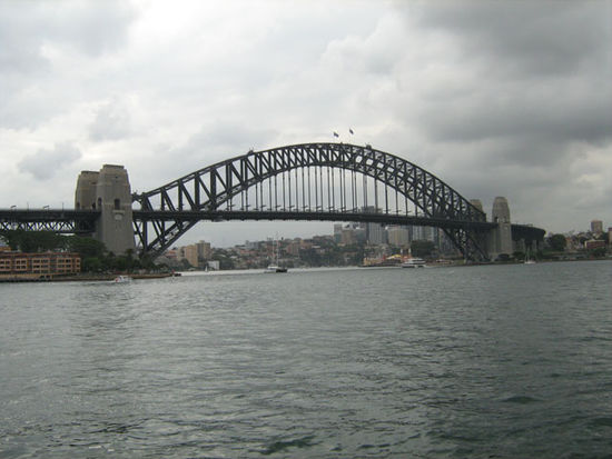 Die Harbour Bridge im Mittelpunkt