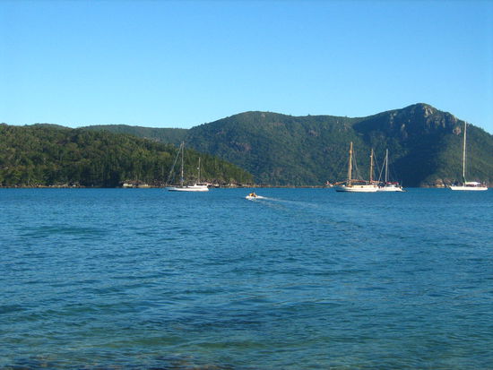 In dieser ruhigen Bucht lagen wir vor Anker