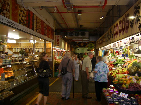 Mittendrin statt nur vorbei - der Central Market hat etwas asiatisches...