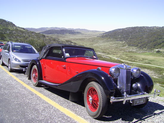 Am Fusse des hoechsten Berges