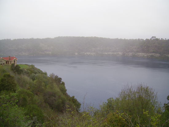 Der Blue Lake ist auch gleichzeitig die Trinkwasserquelle von Mount Gambier.