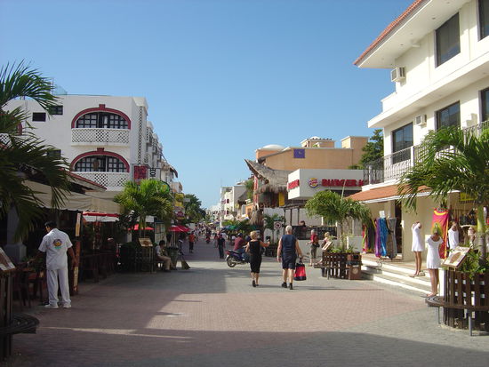 La Quinta Avenida in Playa del Carmen