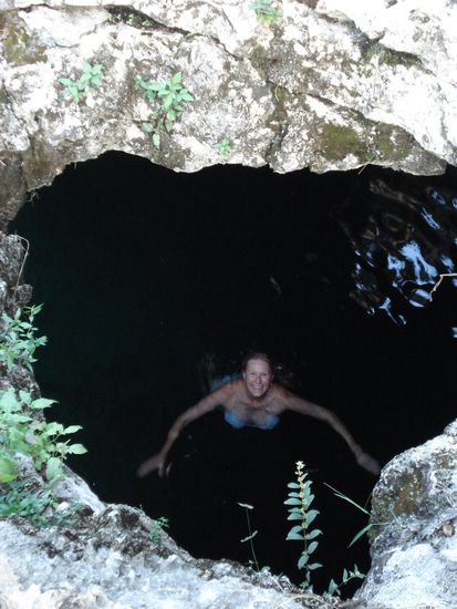 ...und während ich dann hier unten in der Höhle mit den Fledermäusen festsass...