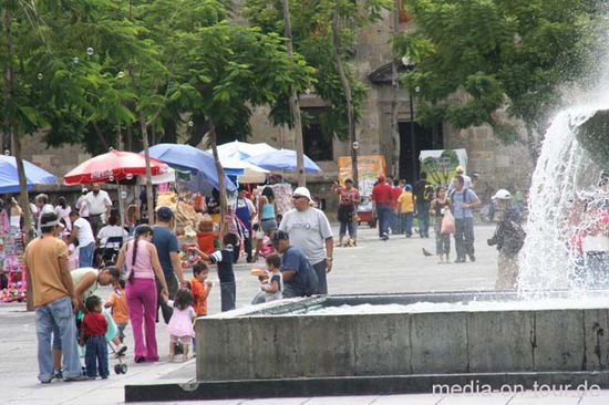 Das Treiben in der Stadt - mit mehr als 4 Millionen Einwohnern ist Guadalajara die zweitgrößte Stadt Mexikos