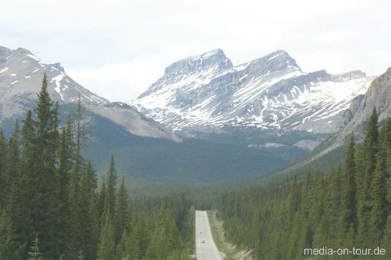 Die Rocky Mountains könnten so schön sein. Wenn uns nachts im Zelt nicht so kalt wäre.
