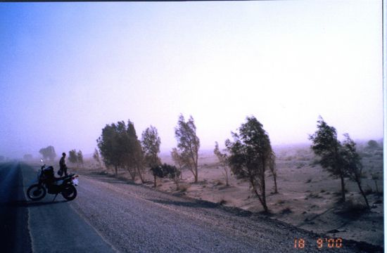 Endlich Wüste!!! Östlich von Amman.