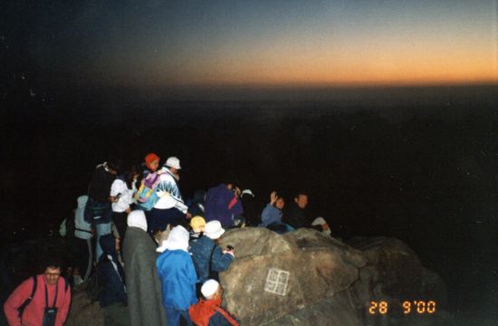 Schluss mit der Einsamkeit, die Italiener trampeln uns noch während wir schlafen auf den Isomatten rum.