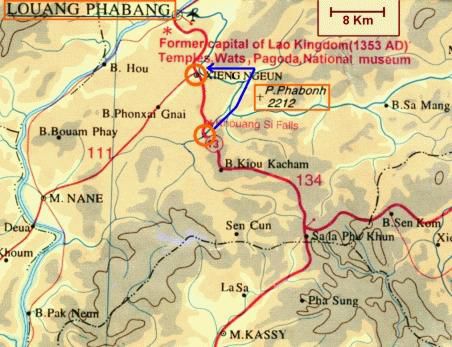 Region südlich von Louang Prabang.
Das erste Ziel, der Berg Phabonh ist orange umrandet, die Floßtour (insgesamt 18 km) wird durch den blauen Pfeil dargestellt.