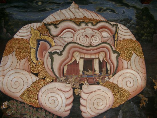 Wandmalereien, die - nicht anders als im Christentum auch - mehr oder weniger wahre Begebenheiten darstellen.
Hier ein White Monkey, ein guter (!) weißer Affen-Dämon aus irgendeiner uralten Sage.