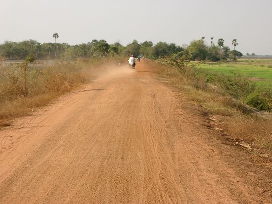 Roter Sand über 100 Kilometer.