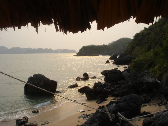 Ausblick aus unserem Seitenfenster morgens nach Sonnenaufgang