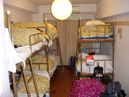 so jetzt aber schnell ins Bett...(rechts unten) morgen frueh geht die Reise schon weiter...