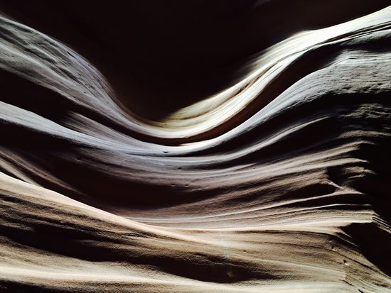 "The Wave" 
aufgenommen durch unseren Tourguide, hierbei hat er auf Knien im Sand gelegen 