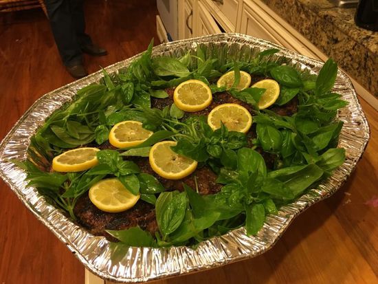 Zitronen und Basilikum aus dem Garten