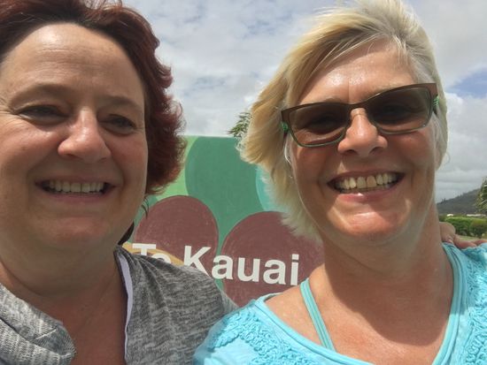 und ... der Selfiestick, natürlich im Koffer !