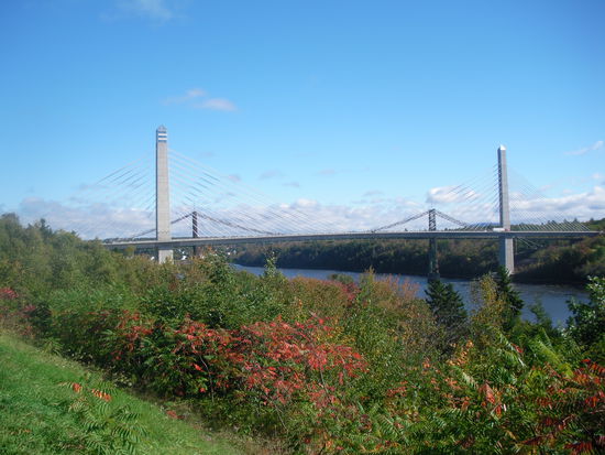 Brücke über die Penobscot Bay