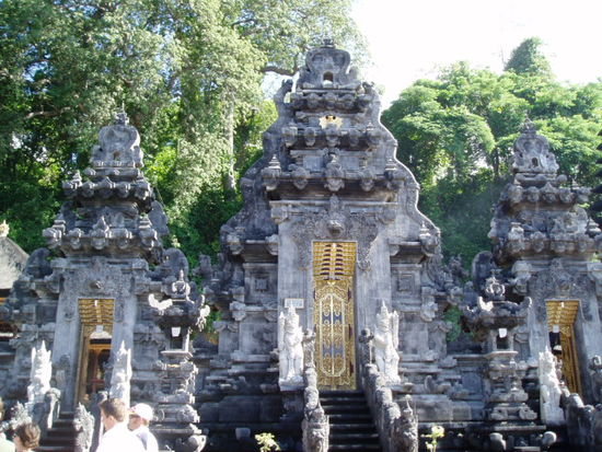 Tempel