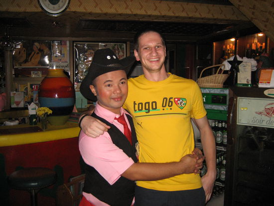 ...ich will nen Cowboy als Mann... (beim Mexikaner in Bangkok)