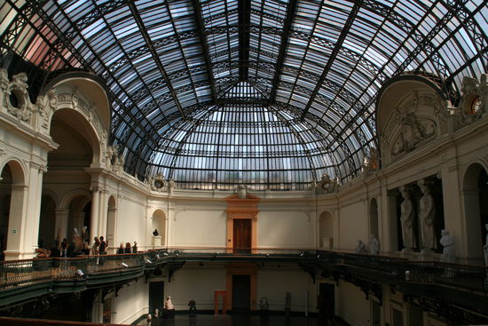 ...und das ist nur die Empfangshalle!