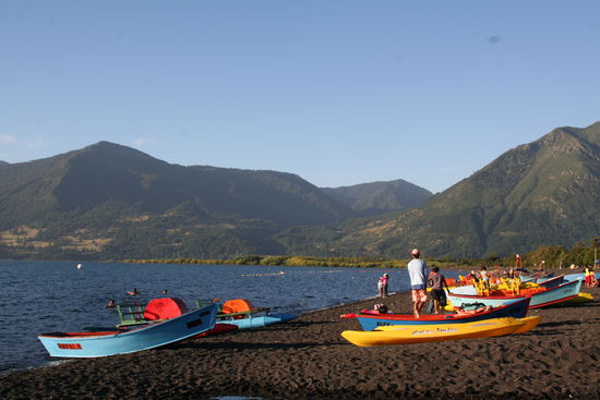 Schöne Grüße an Michi: auch wenn dass Wasser arschkalt ist, ich gehe jeden Tag brav schwimmen - naja eher baden!