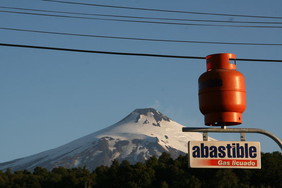 Noch ein letzter Blick von der Gasstation auf die Herausforderung des Folgetages bevor die Sonne untergeht. Wenn die Sonne hier das nächste aufgeht, werde ich da ober stehen...