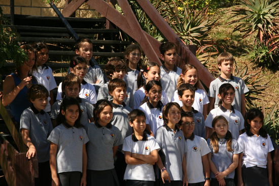 Die Schüler bei der Aufstellung zum Klassenfoto.